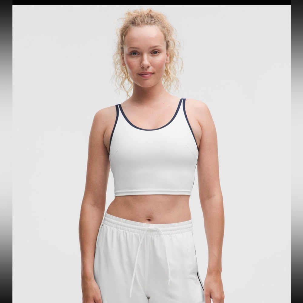 Lululemon scoop neck cutout tennis tank